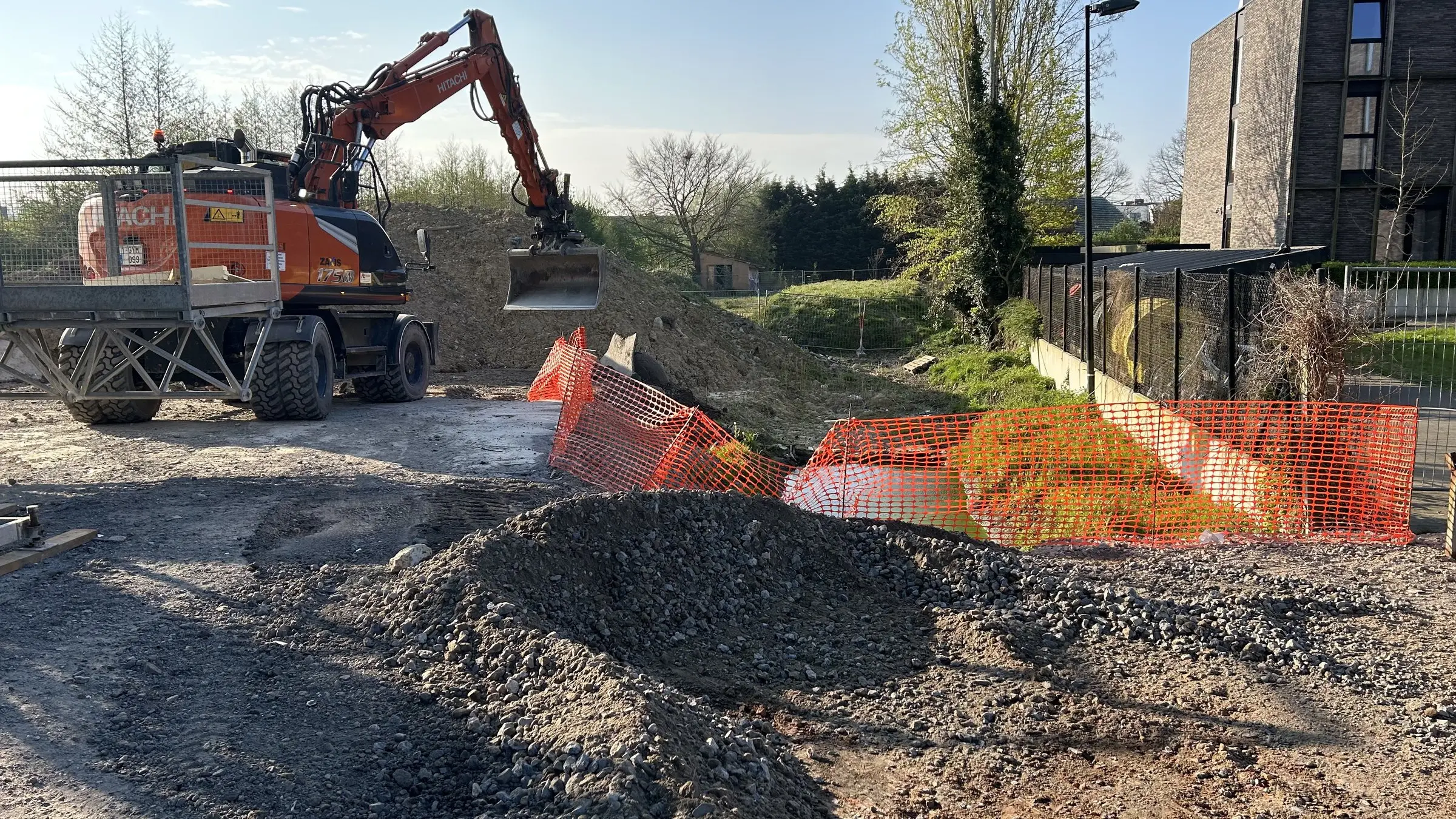 Grootschalige aanleg met steenslag
